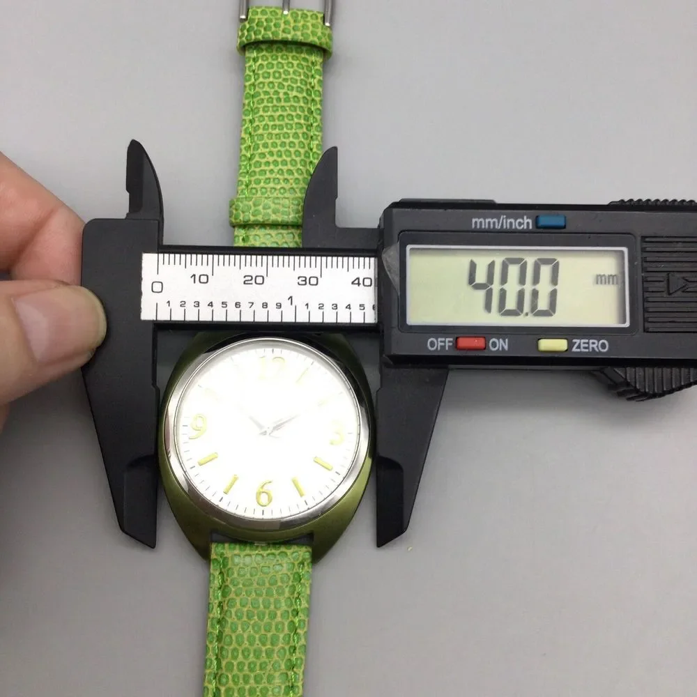 Joan Rivers Watch Women 40mm Silver Tone Green Leather Band New Battery - Picture 11 of 13